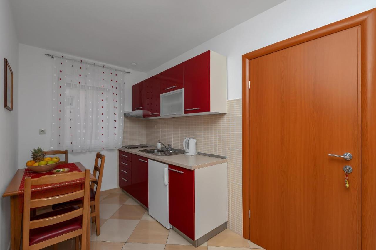 Villa Juric 2 Baška Voda エクステリア 写真